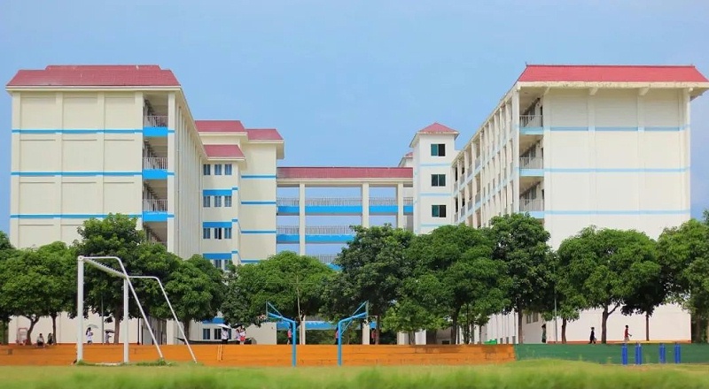 學(xué)校雙層鐵架床