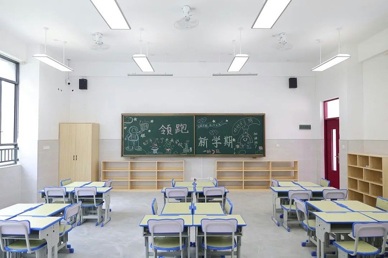 雙柱升降課桌椅