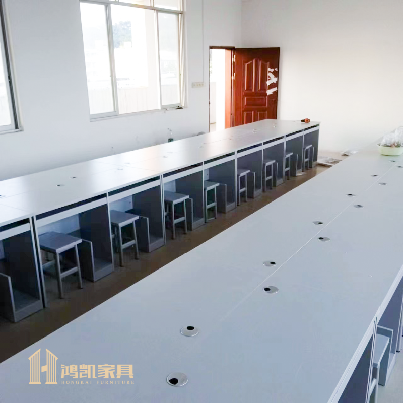 學(xué)生電腦桌