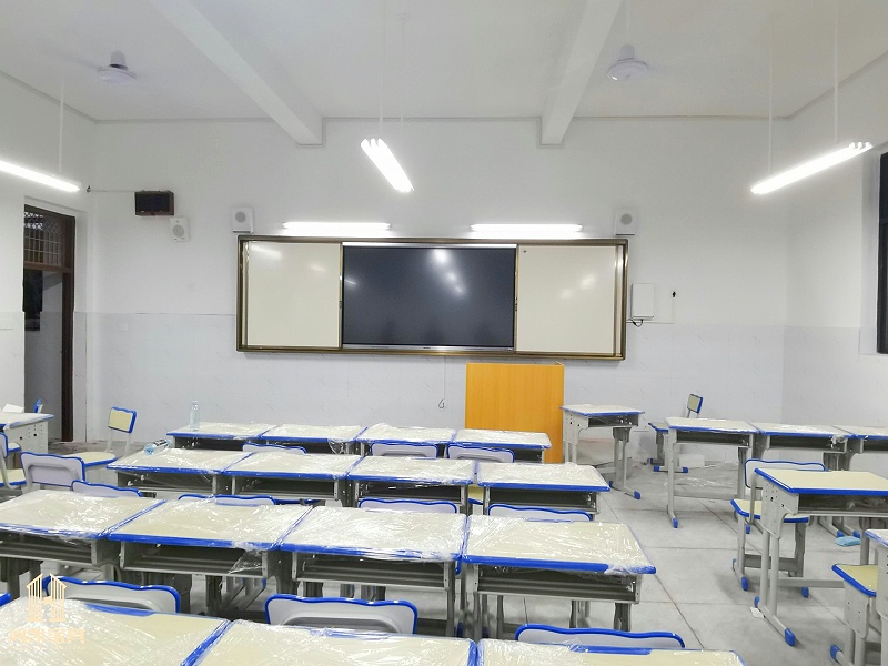 學校升降課桌椅